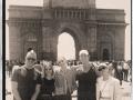 Gigi Hadid visits Mumbai's CSMT, Gateway of India on 'unforgettable' first trip - Hindi News | Gigi Hadid visits Mumbai's CSMT, Gateway of India on 'unforgettable' first trip | Latest entertainment News at Lokmattimes.com