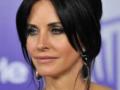 Neve Campbell, Courteney Cox return for 'bloodier' slasher 'Scream 5' - Hindi News | Neve Campbell, Courteney Cox return for 'bloodier' slasher 'Scream 5' | Latest entertainment News at Lokmattimes.com