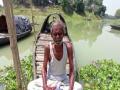 COVID-19: Elderly man spends quarantine on boat in West Bengal village - Hindi News | COVID-19: Elderly man spends quarantine on boat in West Bengal village | Latest national News at Lokmattimes.com