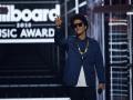 Bruno Mars bringing choreographed dance moves to 'Fortnite' - Hindi News | Bruno Mars bringing choreographed dance moves to 'Fortnite' | Latest entertainment News at Lokmattimes.com
