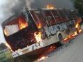 Bus gutted after hitting a bike in Hyderabad, one dead - Hindi News | Bus gutted after hitting a bike in Hyderabad, one dead | Latest national News at Lokmattimes.com
