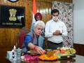 J&K L-G performs Samapan Pooja marking end of Amarnath Yatra - Hindi News | J&K L-G performs Samapan Pooja marking end of Amarnath Yatra | Latest national News at Lokmattimes.com