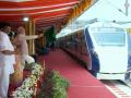 PM flags off Secunderabad-Tirupati Vande Bharat Express - Hindi News | PM flags off Secunderabad-Tirupati Vande Bharat Express | Latest politics News at Lokmattimes.com