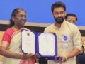 Suriya on winning National Award: This one's for you, dear fans! - Hindi News | Suriya on winning National Award: This one's for you, dear fans! | Latest entertainment News at Lokmattimes.com