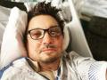 Jeremy Renner fractured over 30 bones in snow plough accident - Hindi News | Jeremy Renner fractured over 30 bones in snow plough accident | Latest entertainment News at Lokmattimes.com