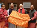 PM Modi presents 'chadar' for offering at Ajmer Sharif Dargah - Hindi News | PM Modi presents 'chadar' for offering at Ajmer Sharif Dargah | Latest politics News at Lokmattimes.com