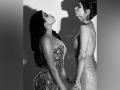 Janhvi Kapoor shares monochrome picture with sister Khushi Kapoor - Hindi News | Janhvi Kapoor shares monochrome picture with sister Khushi Kapoor | Latest entertainment News at Lokmattimes.com