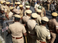 Chennai police on alert after gang hacks to death history-sheeter - Hindi News | Chennai police on alert after gang hacks to death history-sheeter | Latest national News at Lokmattimes.com