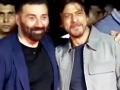 SRK talks about son Aryan Khan to Sunny Deol at 'Gadar 2' success bash - Hindi News | SRK talks about son Aryan Khan to Sunny Deol at 'Gadar 2' success bash | Latest international News at Lokmattimes.com