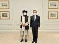 Chinese FM meets Taliban's Acting Deputy PM in Doha - Hindi News | Chinese FM meets Taliban's Acting Deputy PM in Doha | Latest international News at Lokmattimes.com