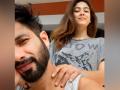 Shahid Kapoor gives glimpse of his 'mornings' with wife Mira; Ishaan Khatter calls them 'Cayuties' - Hindi News | Shahid Kapoor gives glimpse of his 'mornings' with wife Mira; Ishaan Khatter calls them 'Cayuties' | Latest entertainment News at Lokmattimes.com
