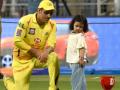 Ziva turns makeup artist for MS Dhoni - Hindi News | Ziva turns makeup artist for MS Dhoni | Latest cricket News at Lokmattimes.com
