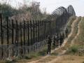 Pakistan violates ceasefire along LoC in Poonch sector of Jammu and Kashmir - Hindi News | Pakistan violates ceasefire along LoC in Poonch sector of Jammu and Kashmir | Latest national News at Lokmattimes.com