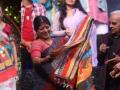 'Indian Idol 13' contestant gifts sari to Pyarelal's wife - Hindi News | 'Indian Idol 13' contestant gifts sari to Pyarelal's wife | Latest entertainment News at Lokmattimes.com