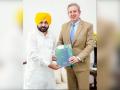 Australia envoy calls on Punjab CM - Hindi News | Australia envoy calls on Punjab CM | Latest national News at Lokmattimes.com