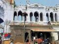 Lucknow's iconic Chhota Imambara's facade 'scarred' by police - Hindi News | Lucknow's iconic Chhota Imambara's facade 'scarred' by police | Latest national News at Lokmattimes.com