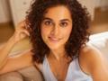 Taapsee fears Sujoy Ghosh will get inspired by Dinesh Pandit's 'bhayanak' book! - Hindi News | Taapsee fears Sujoy Ghosh will get inspired by Dinesh Pandit's 'bhayanak' book! | Latest lifestyle News at Lokmattimes.com