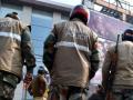 Police officer thrashed in Patna - Hindi News | Police officer thrashed in Patna | Latest national News at Lokmattimes.com