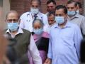 Kejriwal takes Covid vax along with parents - Hindi News | Kejriwal takes Covid vax along with parents | Latest health News at Lokmattimes.com