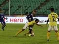 Gomes penalty save helps Kerala Blasters secure point vs Chennaiyin - Hindi News | Gomes penalty save helps Kerala Blasters secure point vs Chennaiyin | Latest football News at Lokmattimes.com