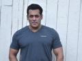 Salman Khan mourns death of Bigg Boss talent manager Pista Dhakad - Hindi News | Salman Khan mourns death of Bigg Boss talent manager Pista Dhakad | Latest entertainment News at Lokmattimes.com