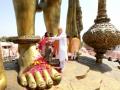 Shah inaugurates 54-feet tall Lord Hanuman statue in Gujarat - Hindi News | Shah inaugurates 54-feet tall Lord Hanuman statue in Gujarat | Latest national News at Lokmattimes.com