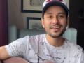 Kunal Kemmu croons to Ranbir Kapoor's songs - Hindi News | Kunal Kemmu croons to Ranbir Kapoor's songs | Latest maharashtra News at Lokmattimes.com