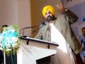 Punjab CM flags off first batch of principals to Singapore for training - Hindi News | Punjab CM flags off first batch of principals to Singapore for training | Latest politics News at Lokmattimes.com