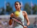 Raducanu gets her first singles win of 2023 in Auckland - Hindi News | Raducanu gets her first singles win of 2023 in Auckland | Latest tennis News at Lokmattimes.com