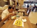 18 per cent restaurants may not restart post lockdown - Hindi News | 18 per cent restaurants may not restart post lockdown | Latest national News at Lokmattimes.com