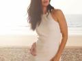 Katrina Kaif looks stunningly gorgeous in beach pics, reels - Hindi News | Katrina Kaif looks stunningly gorgeous in beach pics, reels | Latest entertainment News at Lokmattimes.com