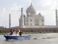 Swelling Yamuna a relief for Taj Mahal - Hindi News | Swelling Yamuna a relief for Taj Mahal | Latest international News at Lokmattimes.com