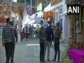 Devotees flock to Mata Vaishno Devi shrine in J-K on first day of Navratri - Hindi News | Devotees flock to Mata Vaishno Devi shrine in J-K on first day of Navratri | Latest national News at Lokmattimes.com