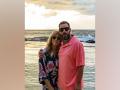 Jennifer Aniston poses with Adam Sandler, gives sneak peek of 'Murder Mystery 2' sets - Hindi News | Jennifer Aniston poses with Adam Sandler, gives sneak peek of 'Murder Mystery 2' sets | Latest entertainment News at Lokmattimes.com