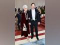 Elon Musk makes first public appearance at Met Gala post Twitter takeover - Hindi News | Elon Musk makes first public appearance at Met Gala post Twitter takeover | Latest lifestyle News at Lokmattimes.com