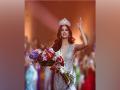 Teachers, students at Harnaaz Sandhu's college celebrate her Miss Universe 2021 victory - Hindi News | Teachers, students at Harnaaz Sandhu's college celebrate her Miss Universe 2021 victory | Latest entertainment News at Lokmattimes.com