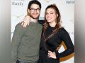 Darren Criss, wife Mia expecting their first child - Hindi News | Darren Criss, wife Mia expecting their first child | Latest entertainment News at Lokmattimes.com