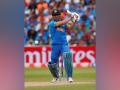 MS Dhoni visits Team India at JSCA Stadium Complex in Ranchi - Hindi News | MS Dhoni visits Team India at JSCA Stadium Complex in Ranchi | Latest cricket News at Lokmattimes.com