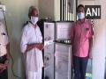 'ZERO-COV': Disinfection chamber made out of an old fridge in Karnataka - Hindi News | 'ZERO-COV': Disinfection chamber made out of an old fridge in Karnataka | Latest national News at Lokmattimes.com