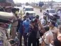 Massive traffic jam at AP-Telangana border amid lockdown over COVID-19 - Hindi News | Massive traffic jam at AP-Telangana border amid lockdown over COVID-19 | Latest national News at Lokmattimes.com