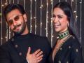 Ranveer Singh grooves to 'Gehraiyaan's 'Beqaboo' with Deepika Padukone - Hindi News | Ranveer Singh grooves to 'Gehraiyaan's 'Beqaboo' with Deepika Padukone | Latest entertainment News at Lokmattimes.com