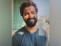Vicky Kaushal recovers from COVID-19, shares sun-kissed picture - Hindi News | Vicky Kaushal recovers from COVID-19, shares sun-kissed picture | Latest entertainment News at Lokmattimes.com