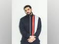 Drake gets new tattoo in honour of late friend Virgil Abloh - Hindi News | Drake gets new tattoo in honour of late friend Virgil Abloh | Latest entertainment News at Lokmattimes.com