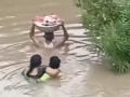 'Baahubali' rescue of toddler in Telangana - Hindi News | 'Baahubali' rescue of toddler in Telangana | Latest national News at Lokmattimes.com