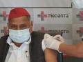 After Mulayam's jab, vaccine politics begins in UP - Hindi News | After Mulayam's jab, vaccine politics begins in UP | Latest health News at Lokmattimes.com
