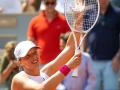French Open: 'Hasn't even been tested, she found her A game,' Chirs Evert hails Swiatek after QF win over Coco Gauff - Hindi News | French Open: 'Hasn't even been tested, she found her A game,' Chirs Evert hails Swiatek after QF win over Coco Gauff | Latest tennis News at Lokmattimes.com