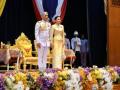 Thai King, Queen inspect soldiers manufacturing COVID-19 supplies - Hindi News | Thai King, Queen inspect soldiers manufacturing COVID-19 supplies | Latest international News at Lokmattimes.com