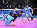 PKL 8: Dabang Delhi KC thrash Bengal Warriors - Hindi News | PKL 8: Dabang Delhi KC thrash Bengal Warriors | Latest other-sports News at Lokmattimes.com