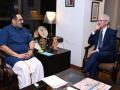 Tim Cook, Rajeev Chandrasekhar discuss boosting manufacturing, exports - Hindi News | Tim Cook, Rajeev Chandrasekhar discuss boosting manufacturing, exports | Latest technology News at Lokmattimes.com