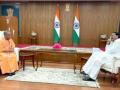 Yogi meets Vice President Naidu - Hindi News | Yogi meets Vice President Naidu | Latest politics News at Lokmattimes.com